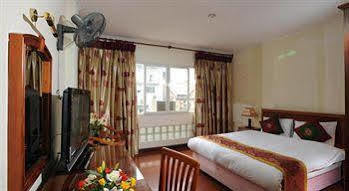Ngoc Mai Hotel Hanoi Bagian luar foto